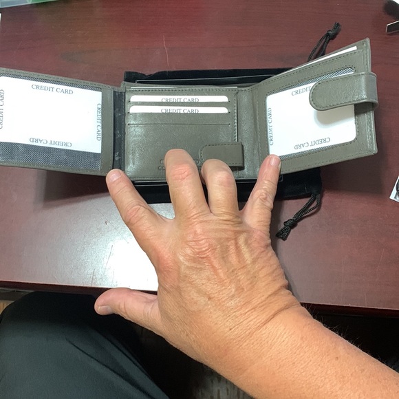 Gray Genuine Leather RFID Bi-Fold Men's Wallet with Snap Closure - Picture 10 of 10